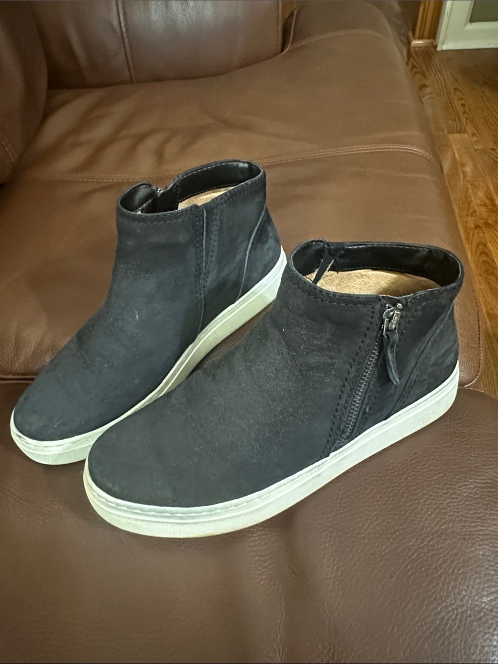Naturalizer Black Suede Zip-Accent Sneaker Booties- Size 8.5